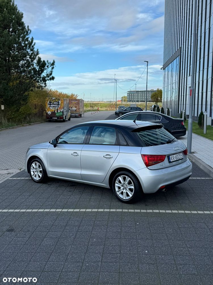 Audi A1 Sportback 1.6 TDI Ambition S tronic - 7