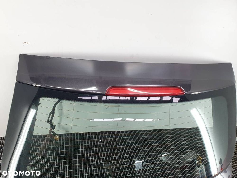 KLAPA TYŁ BAGAŻNIKA AUDI A3 8P 5D 2005 EUROPA - 2