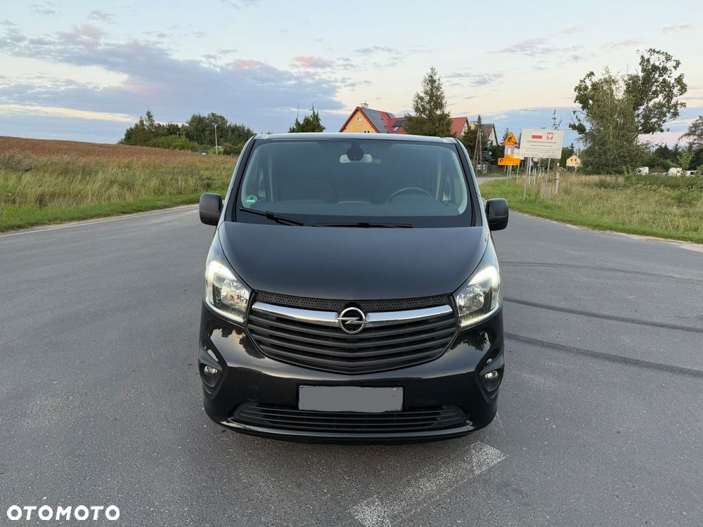 Opel Vivaro - 2