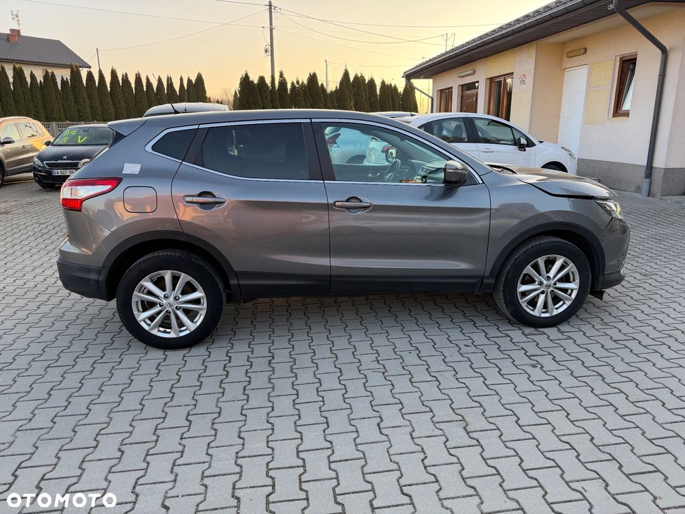 Nissan Qashqai 1.5 dCi TEKNA+ - 8