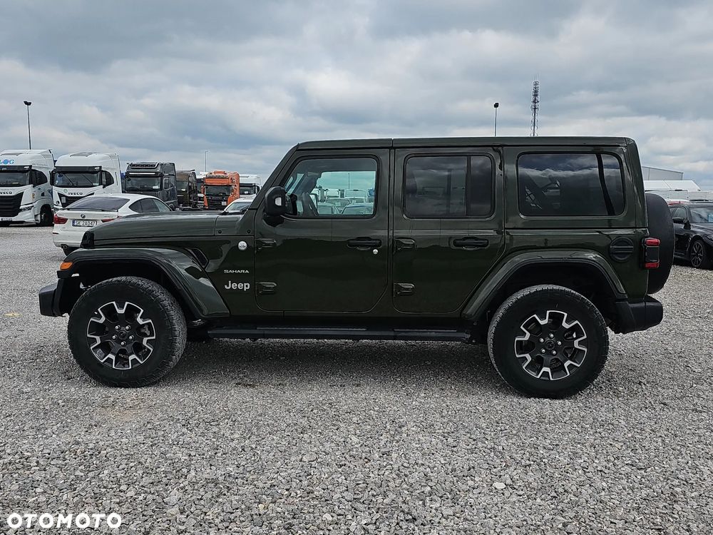 Jeep Wrangler Unlimited GME 2.0 Turbo Sahara - 8