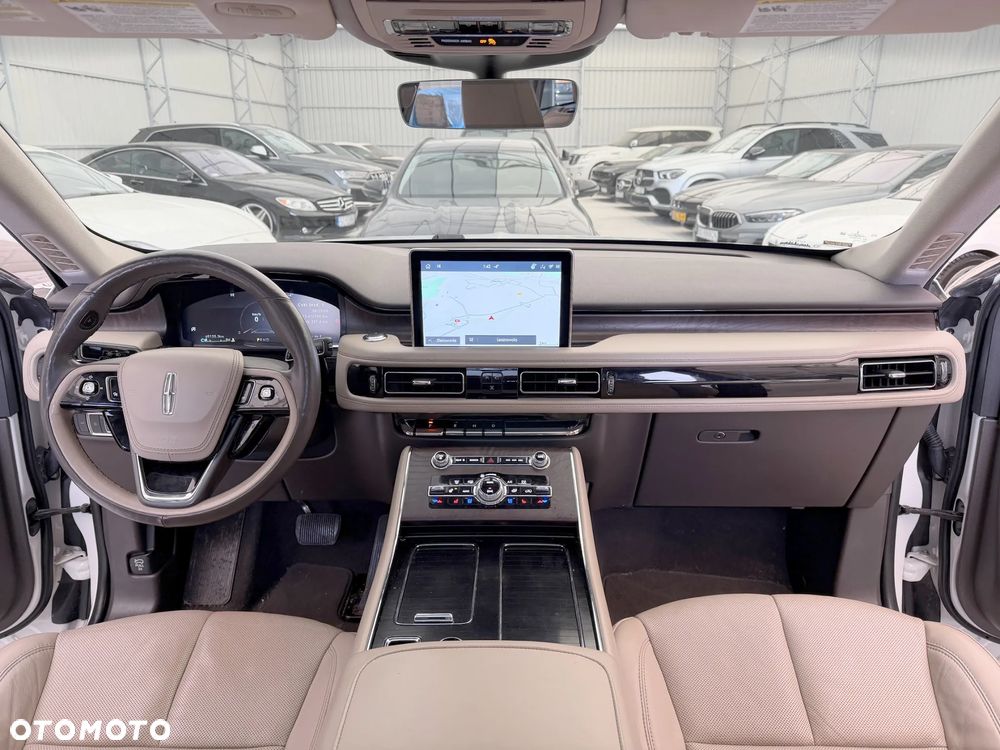 Lincoln Aviator - 7