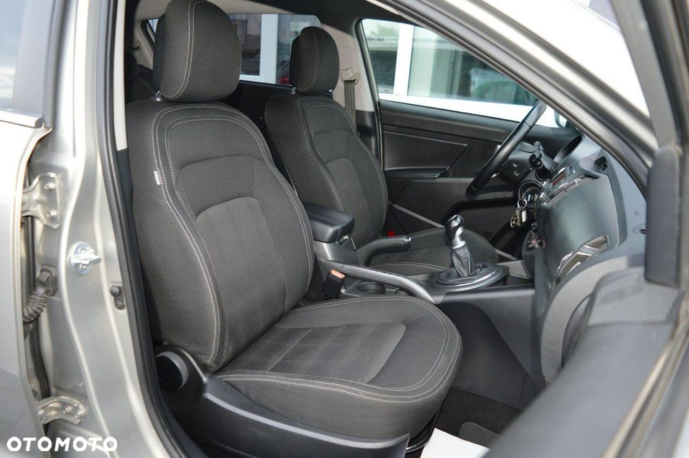 Kia Sportage 1.7 CRDI 2WD Vision - 25