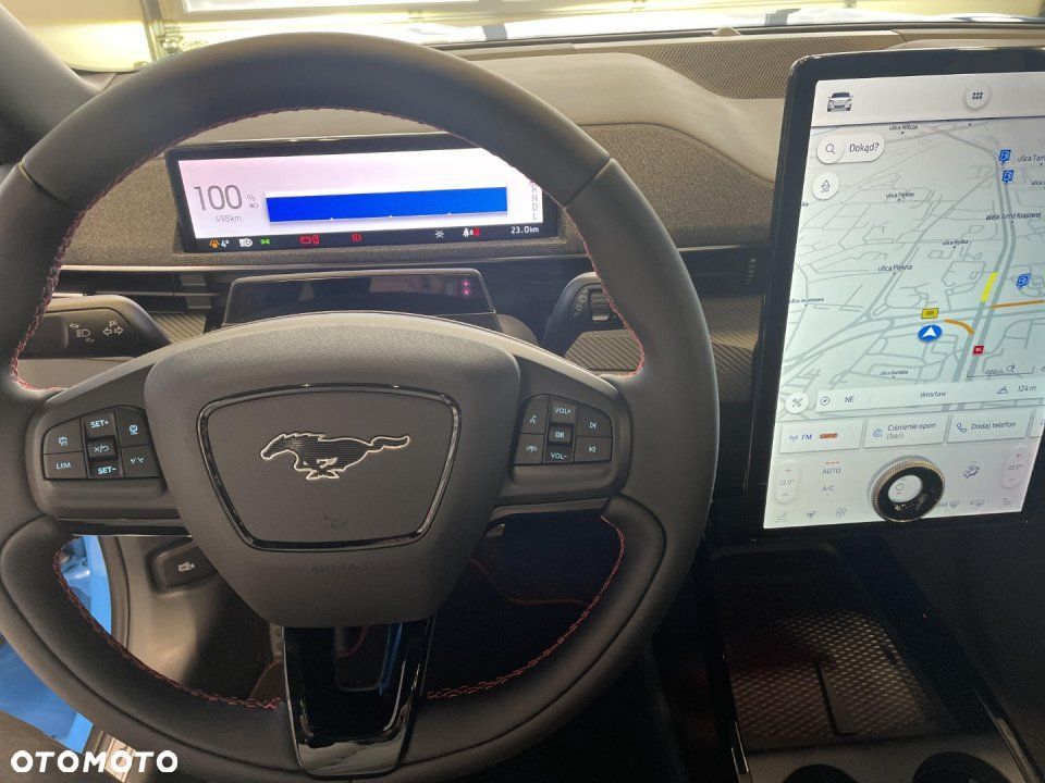 Ford Mustang Mach-E - 11