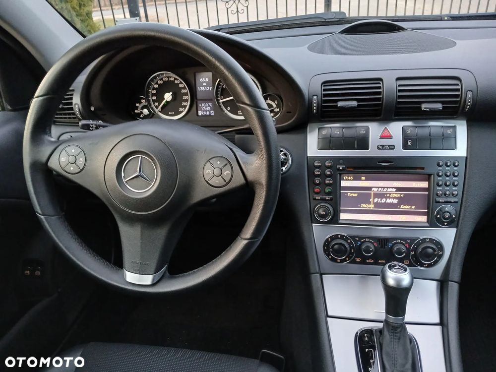 Mercedes-Benz CLC - 26