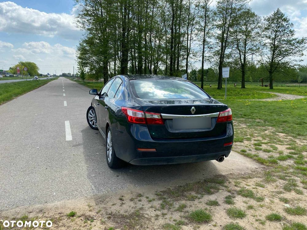 Renault Latitude 2.0 dCi Initiale - 6