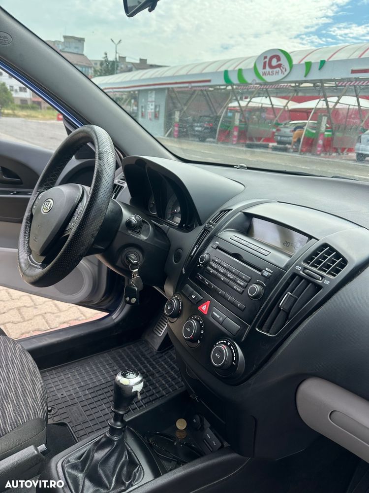Kia Ceed 1.4 GSL BEST - 13
