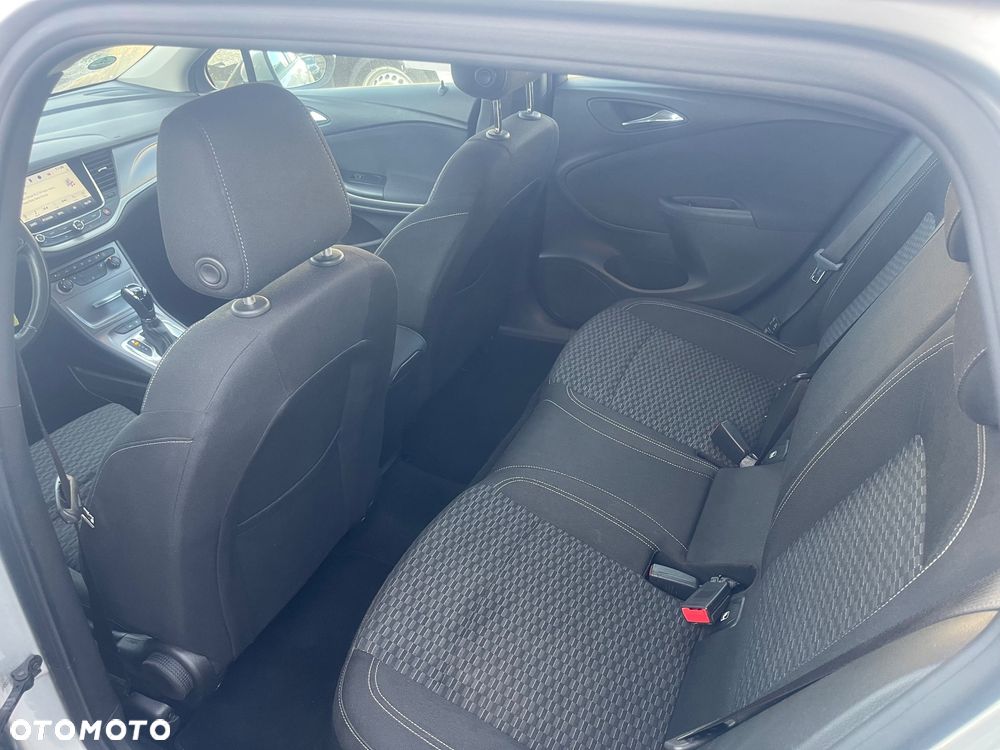 Opel Astra 1.6 D Automatik Start/Stop Business - 10