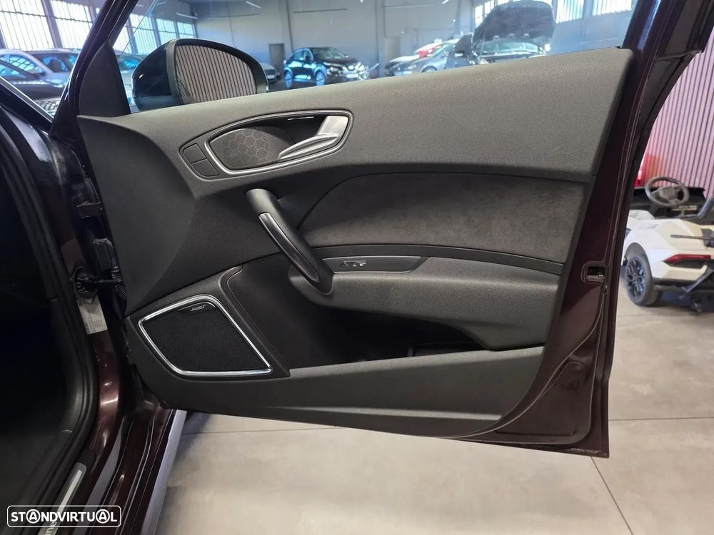 Audi A1 Sportback 1.6 TDI S-line - 28