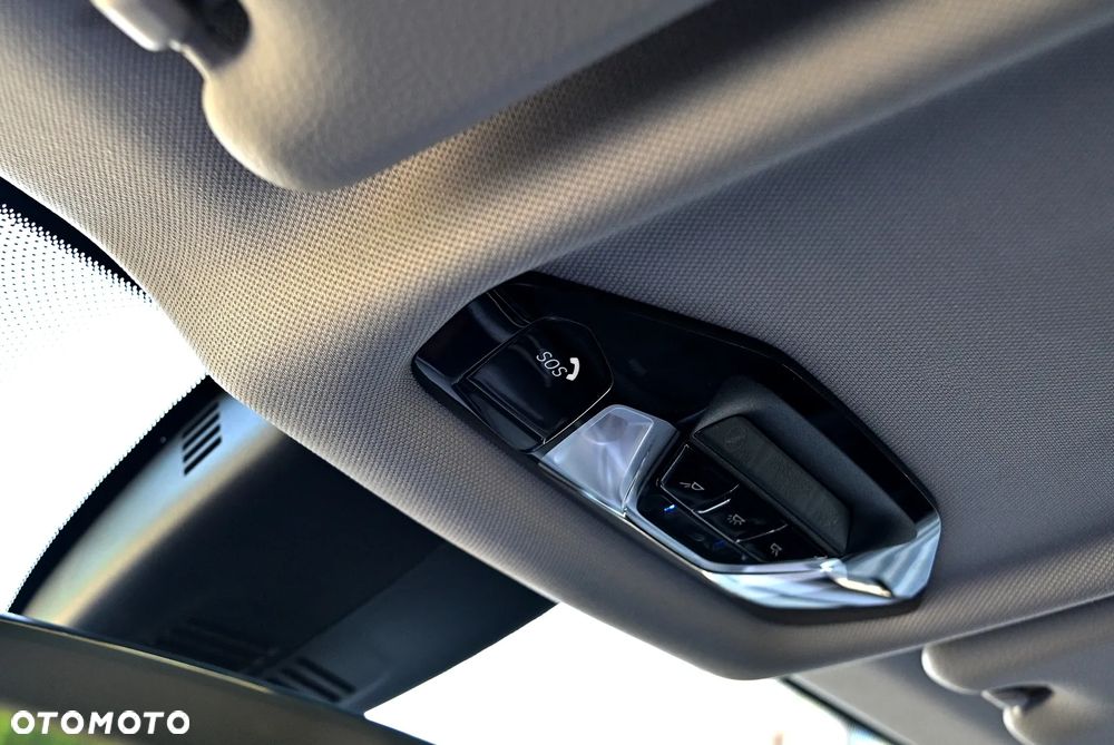BMW Seria 1 118d Sport Line - 40