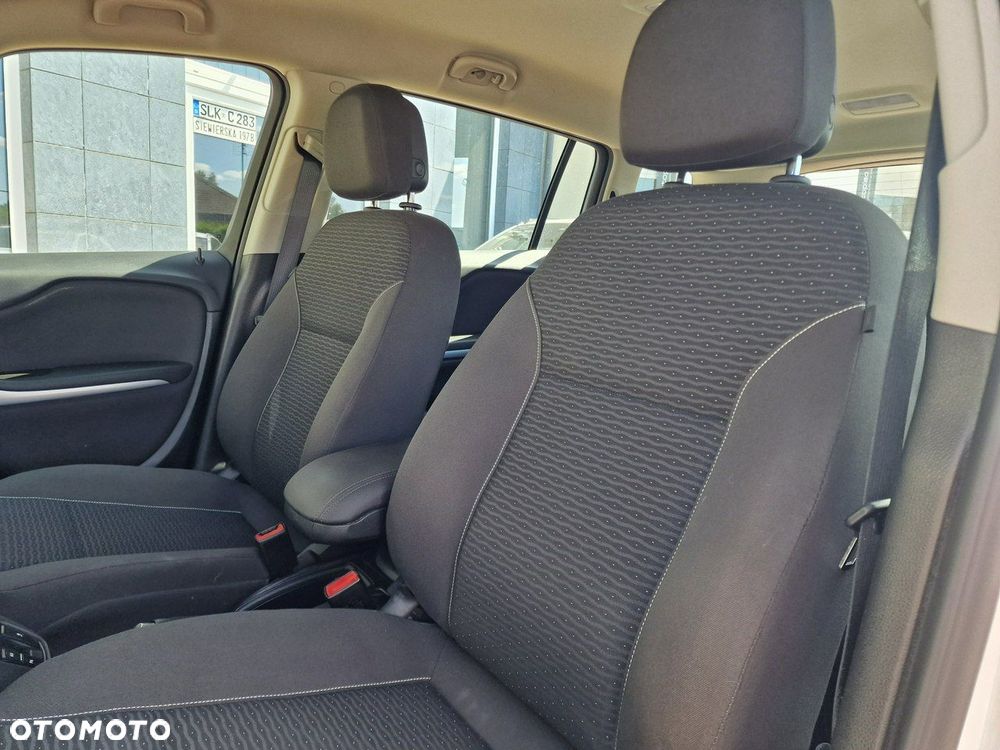 Opel Zafira Tourer 1.4 Turbo drive - 19