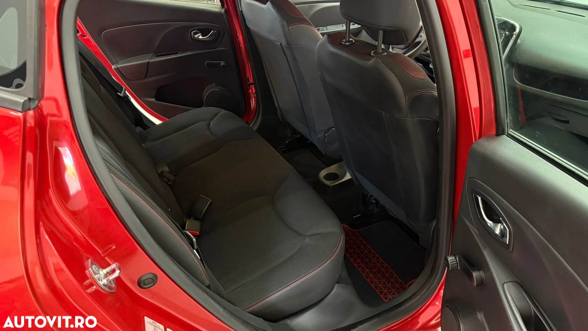 Renault Clio Estate 0.9 TCe Authentique - 9
