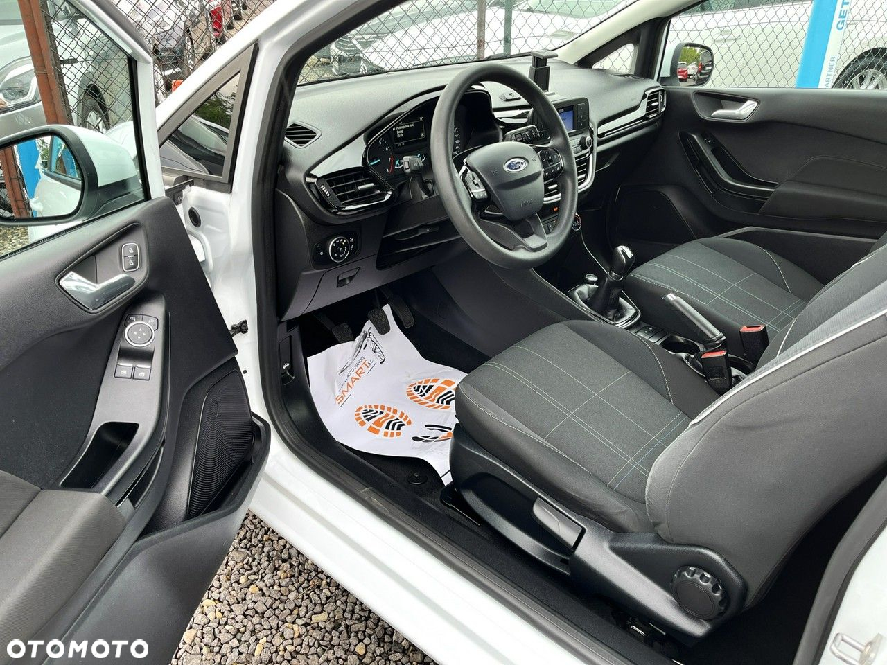 Ford Fiesta - 8