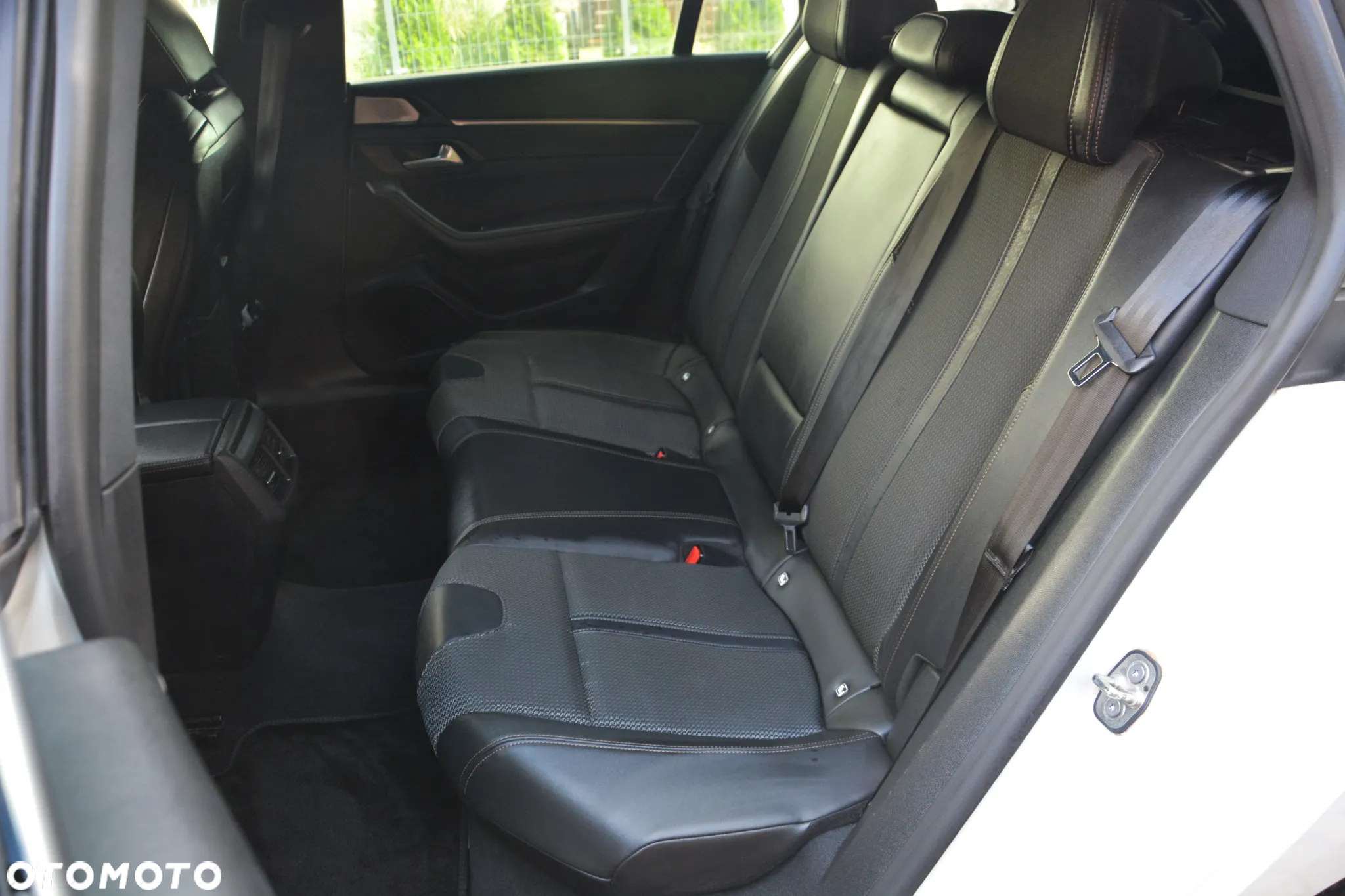 Peugeot 508 SW BlueHDi 180 EAT8 GT - 20