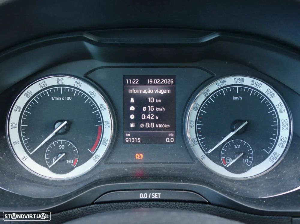 Skoda Karoq 2.0 TDI Ambition - 16