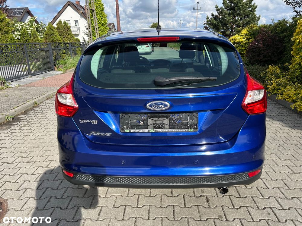 Ford Focus 2.0 TDCi DPF Titanium - 12