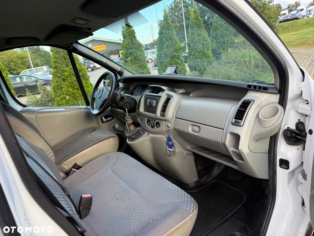 Opel Vivaro - 4