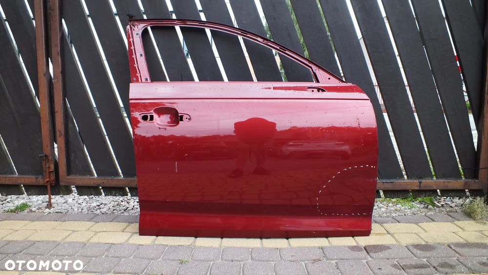 Drzwi przednie prawe Audi A4 B9 - 1