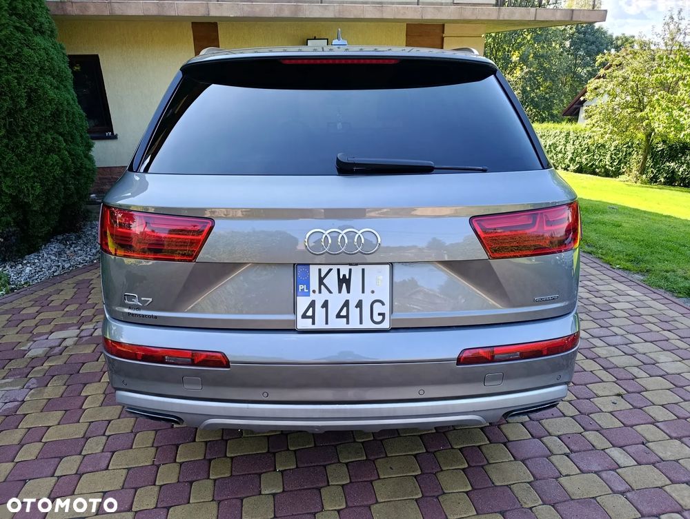 Audi Q7 - 11