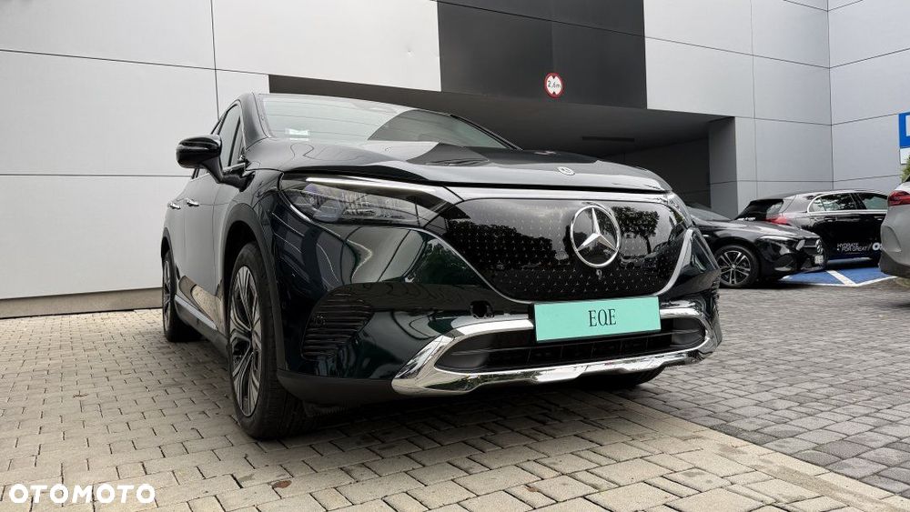 Mercedes-Benz EQE - 16