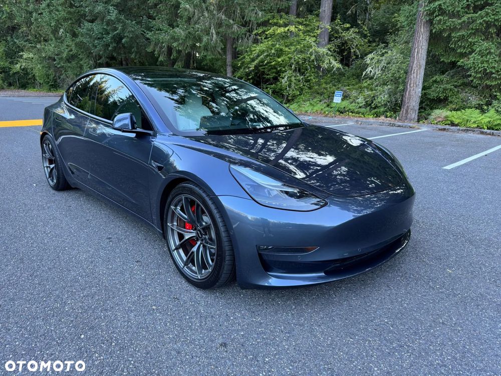 Tesla Model 3 Standard Reichweite Plus Hinterradantrieb - 5