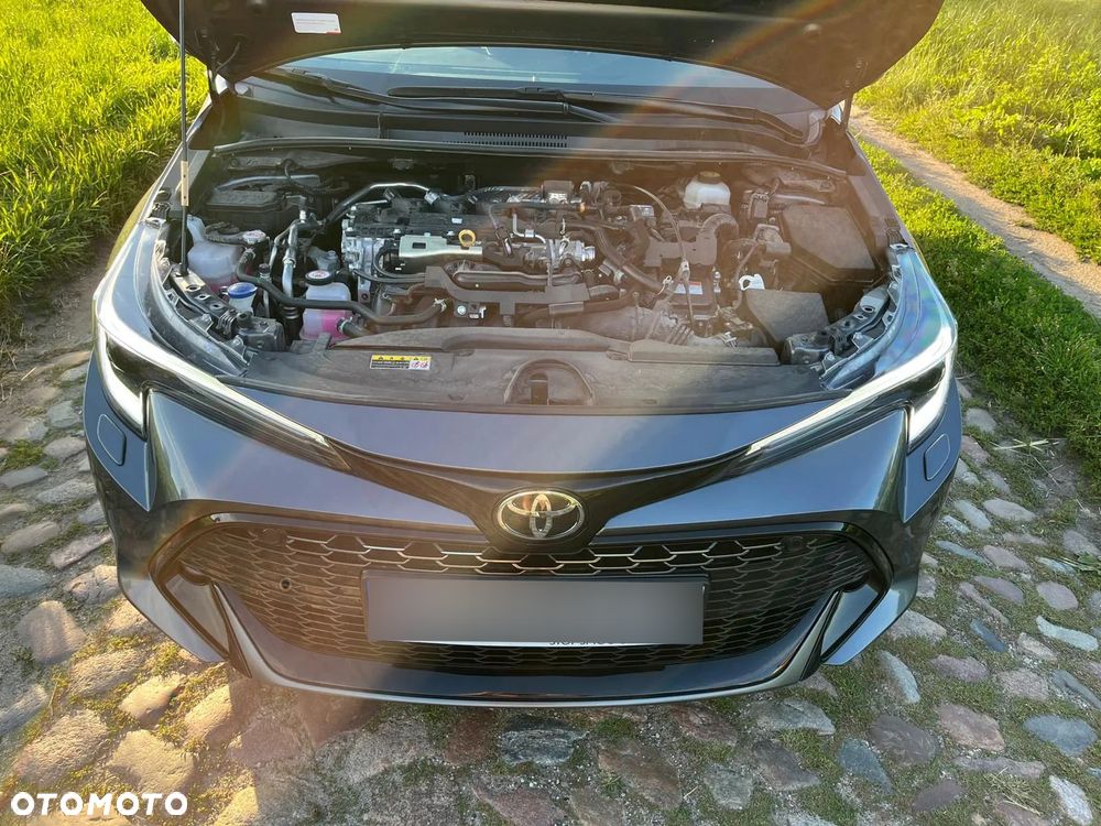 Toyota Corolla - 10