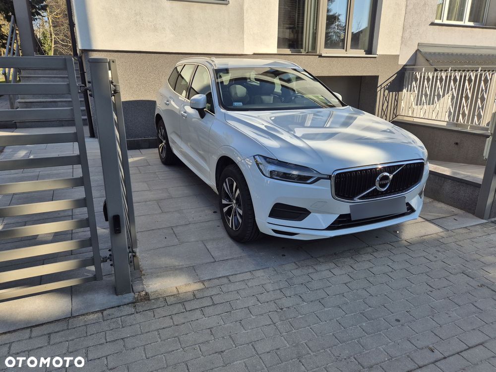 Volvo XC 60 D3 Momentum Pro - 3