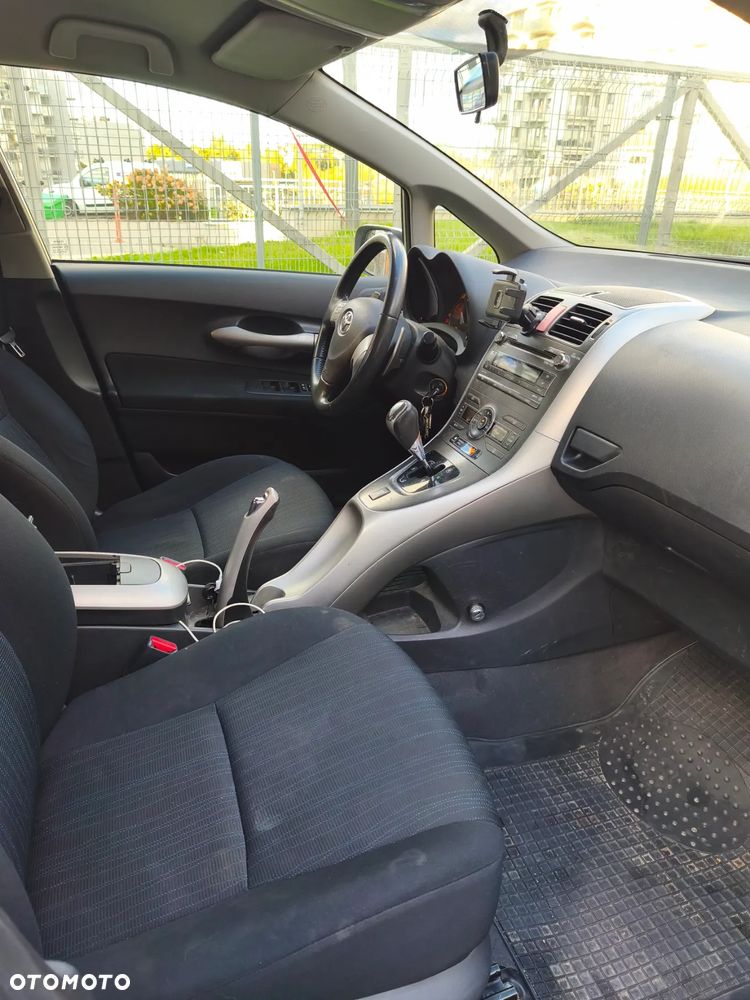 Toyota Auris 1.6 VVT-i Luna MM - 12