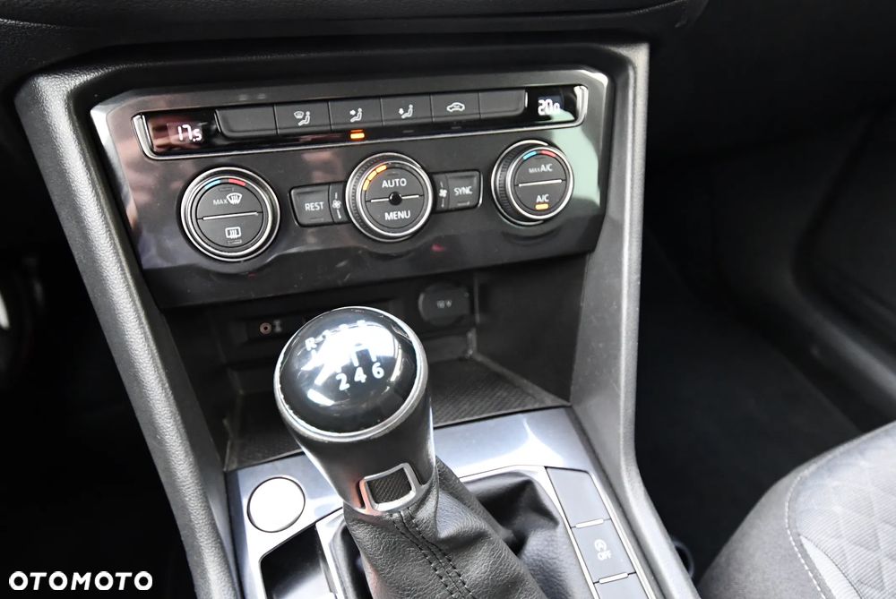 Volkswagen Tiguan 2.0 TDI BMT SCR Comfortline - 15