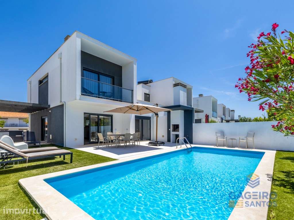 Moderna moradia T3 com piscina privativa - Grande imagem: 3/49