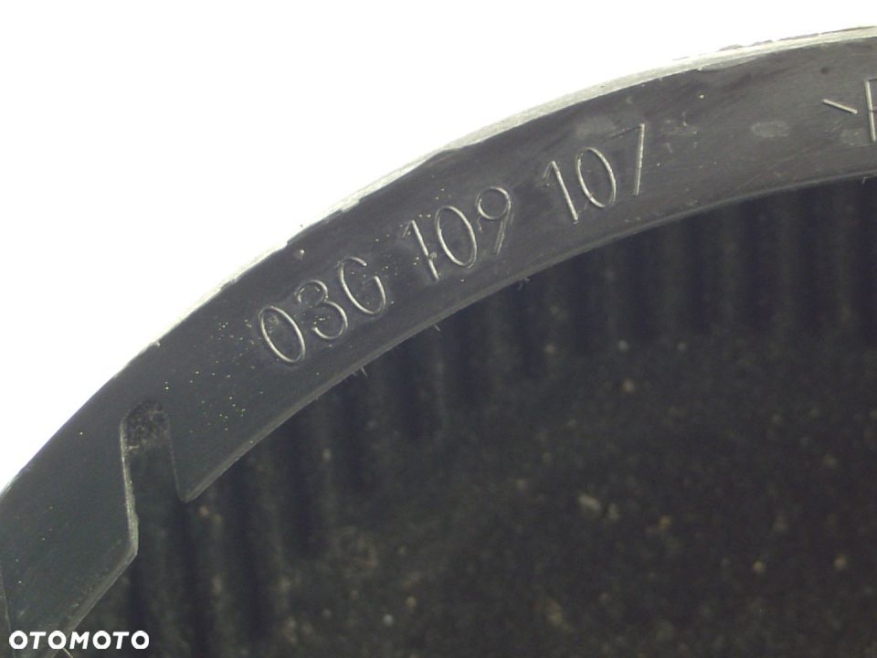 obudowa rozrządu passat b6 2.0 tdi 03g109107 - 3