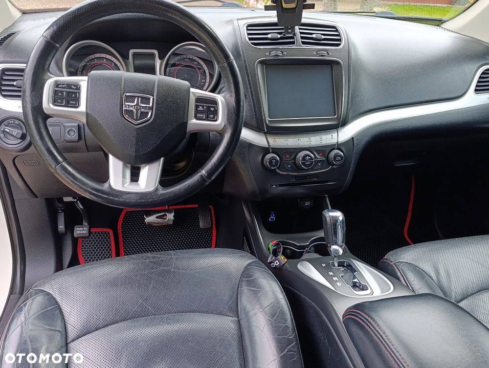 Dodge Journey - 8