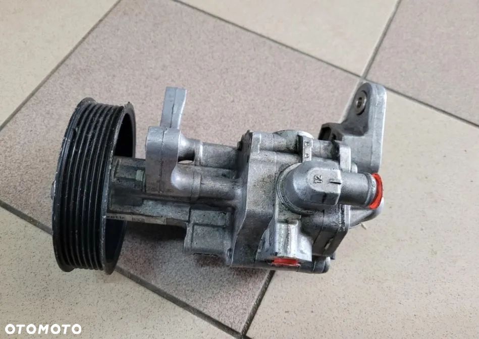 Pompa wspomagania BMW X5 E70 X6 E71 3,0 4,0 D 2012r 6796464 679646403 - 2