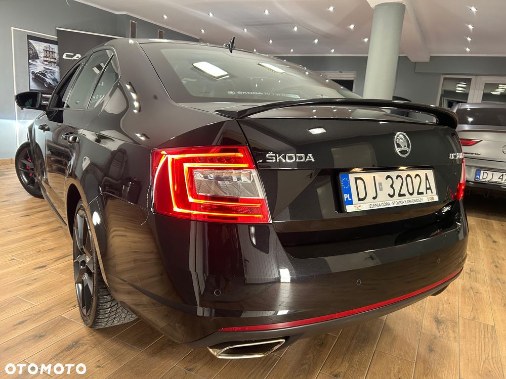 Skoda Octavia 2.0 TDI RS DSG - 26