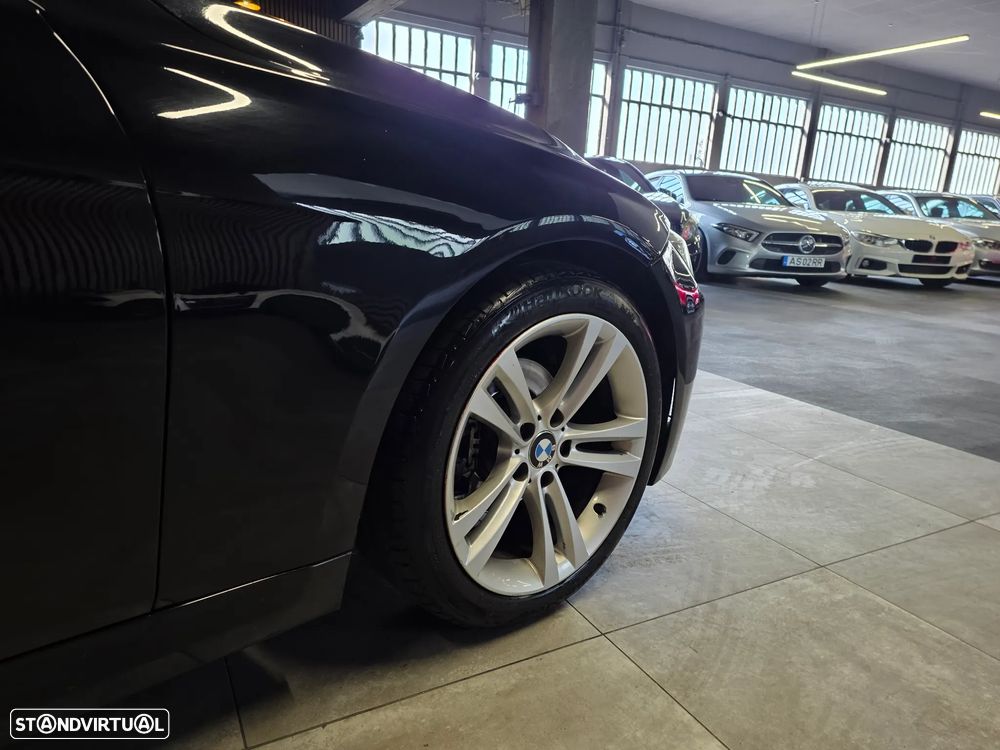 BMW 320 d Aut. Efficient Dynamics Edition Sport Line - 12
