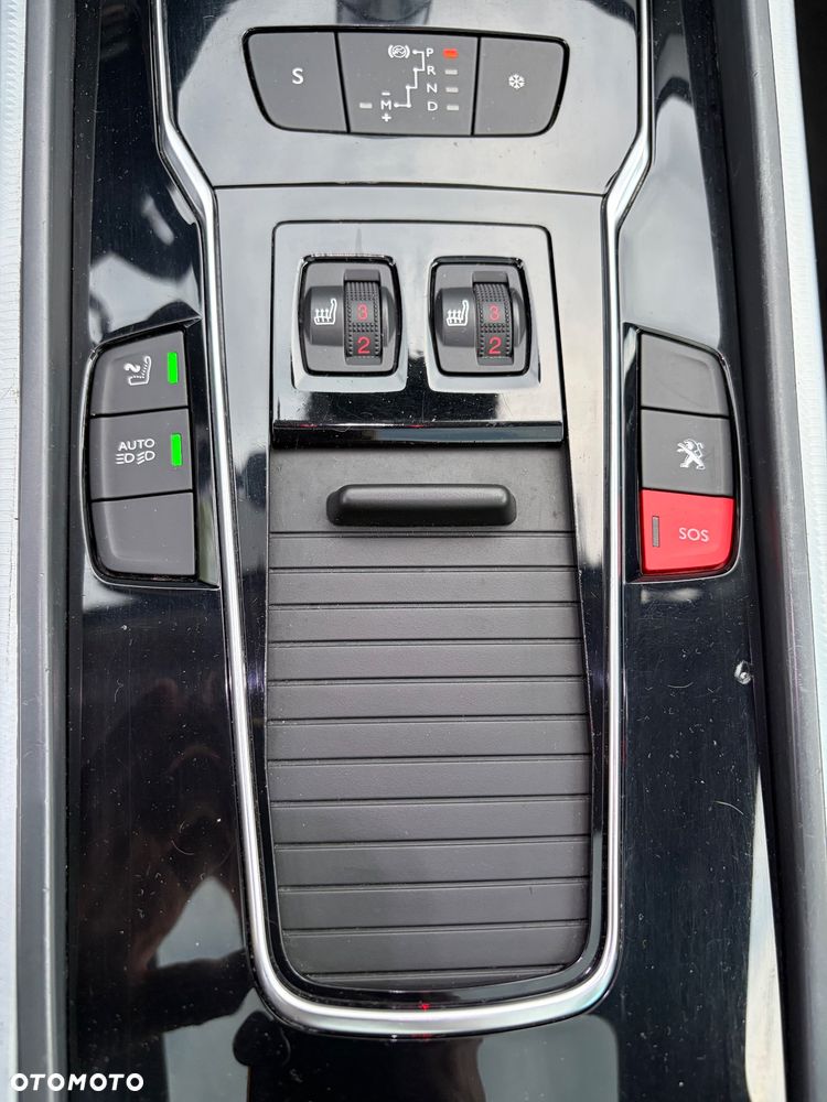 Peugeot 508 2.0 BlueHDi RXH S&S - 28
