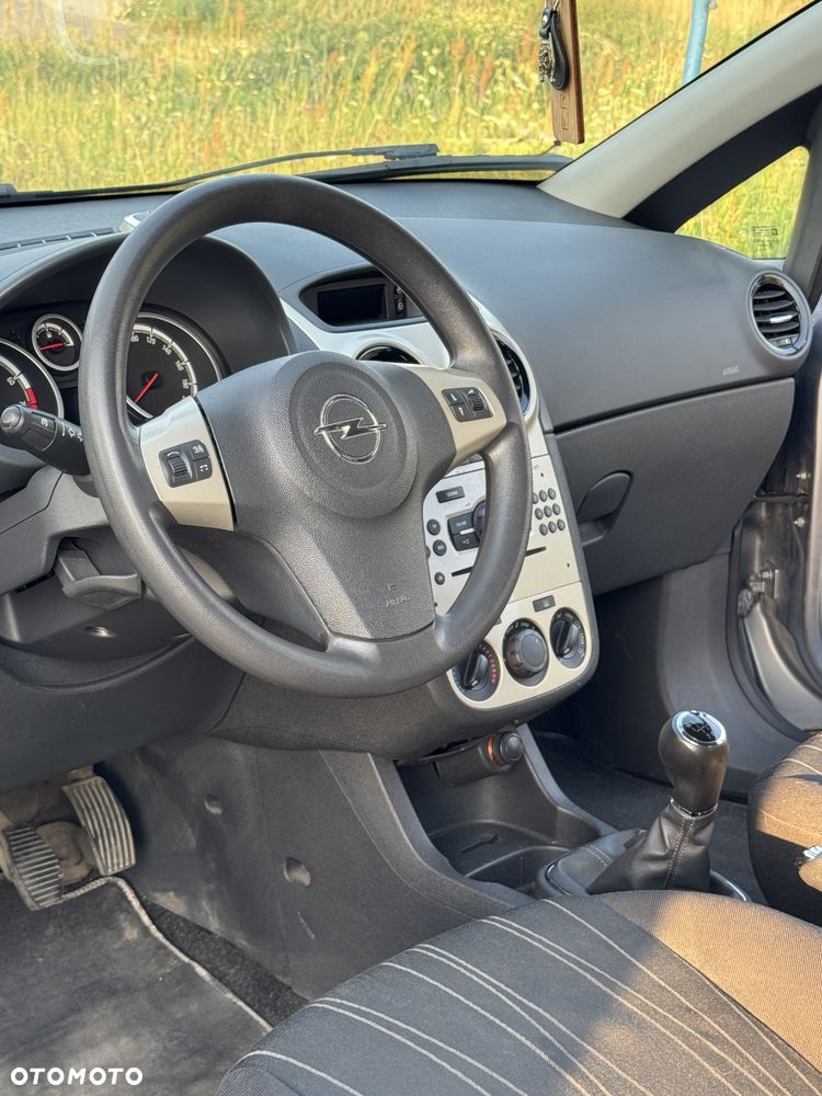 Opel Corsa 1.0 12V - 11