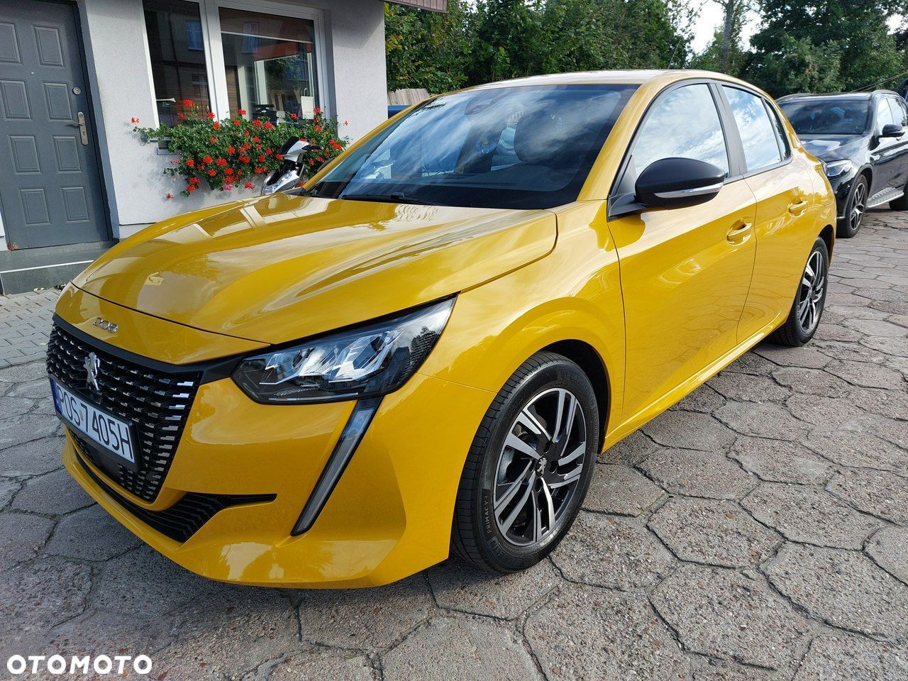 Peugeot 208 - 1