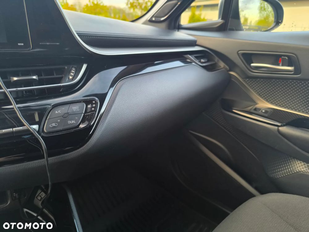 Toyota C-HR Style - 6