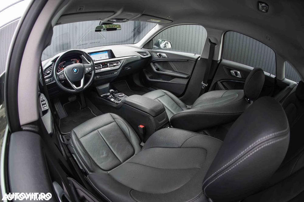 BMW Seria 2 218d Aut. - 7