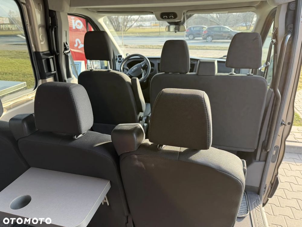 Ford Transit - 12