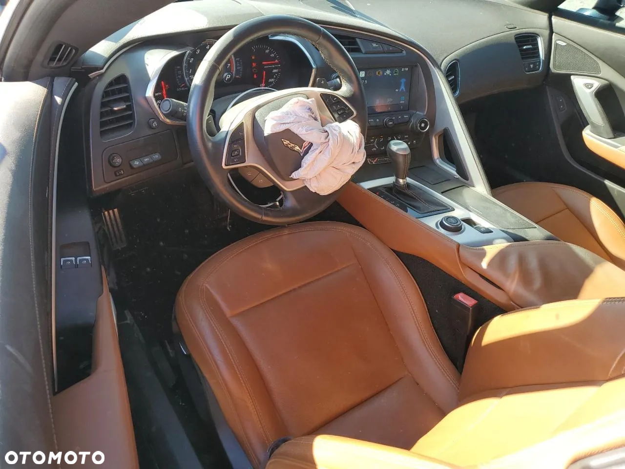 Chevrolet Corvette - 7