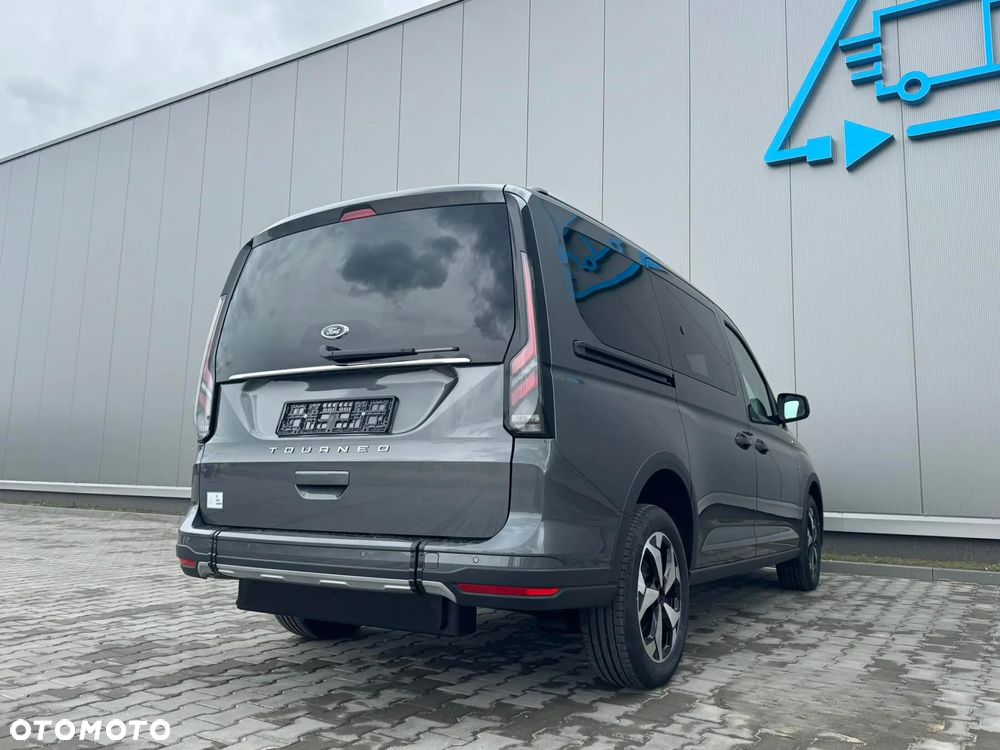 Ford Tourneo Connect Grand - 10