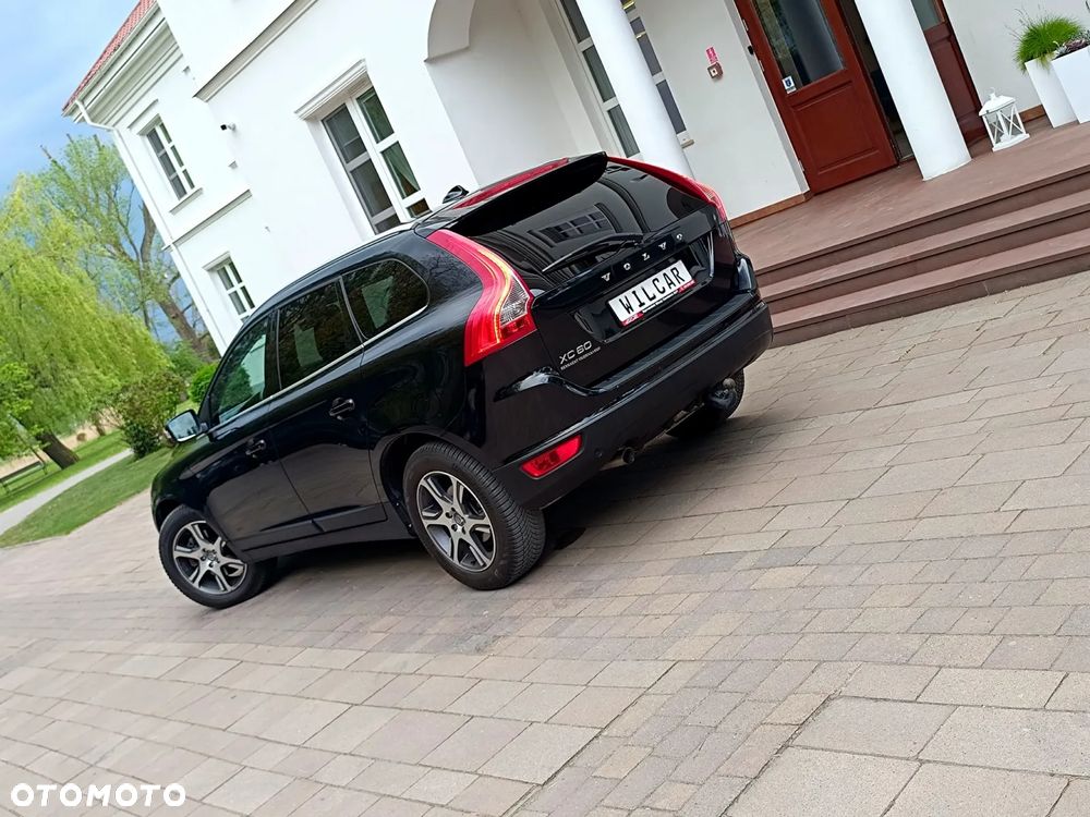 Volvo XC 60 D4 Geartronic Momentum - 39