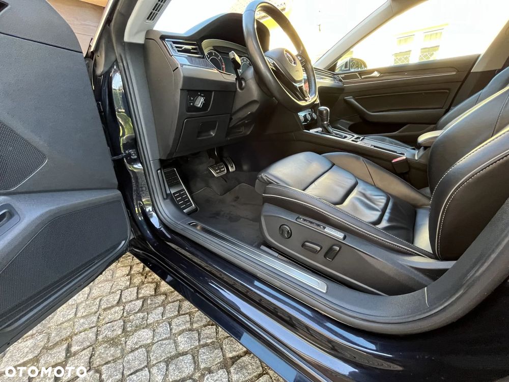 Volkswagen Arteon 2.0 TDI Bi-Turbo SCR 4Mot Elegance DSG - 13