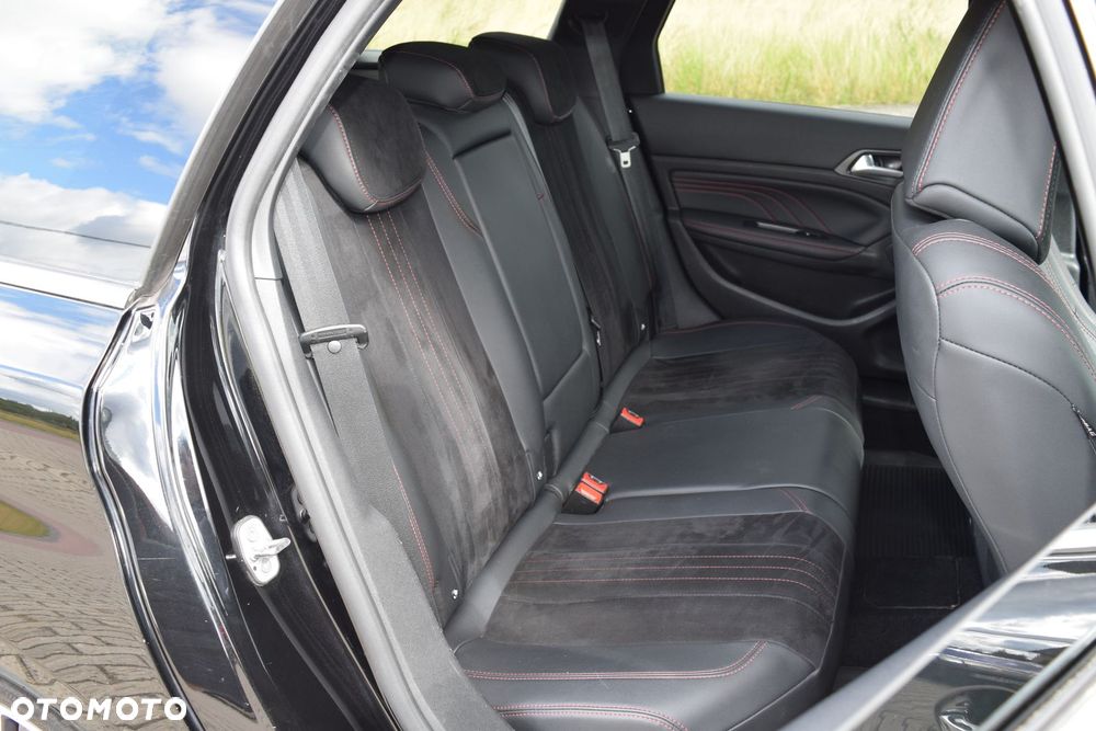 Peugeot 308 PureTech 225 EAT8 Stop & Start GT - 24