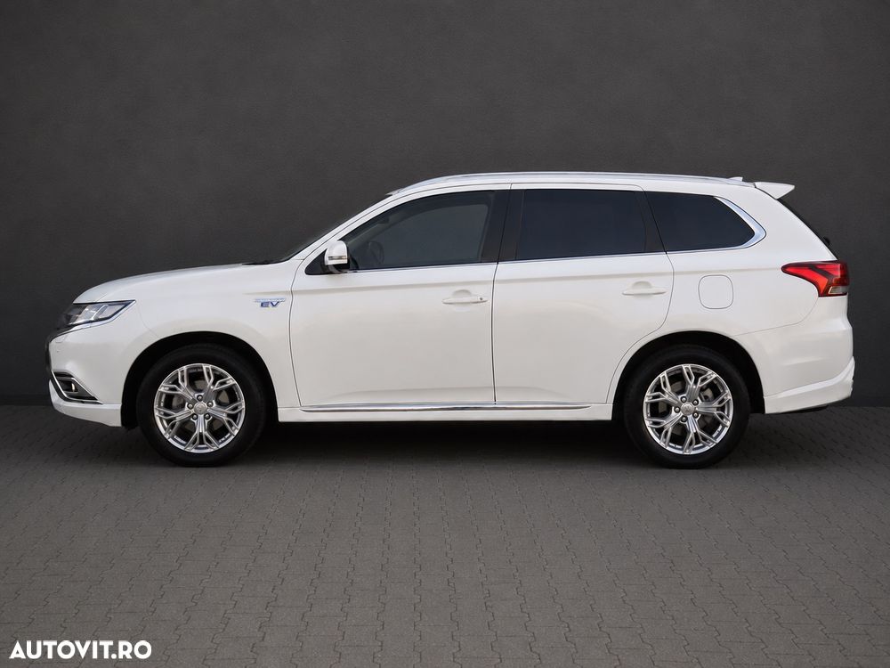 Mitsubishi Outlander 2.4 4WD Diamant+ - 16