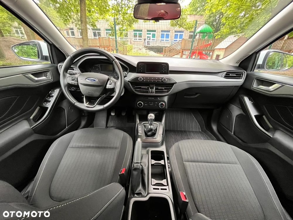 Ford Focus 1.5 TDCi Trend - 9