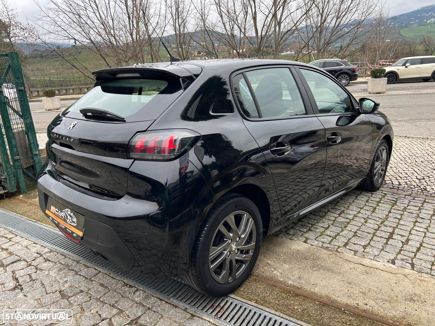 Peugeot 208 1.2 PureTech Active Pack - 11