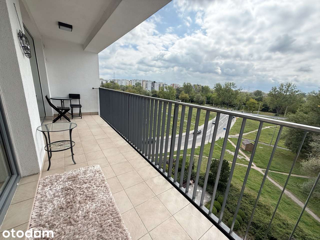 Gocław - 45 m2 - 2 pokoje - Duży balkon - Wolne